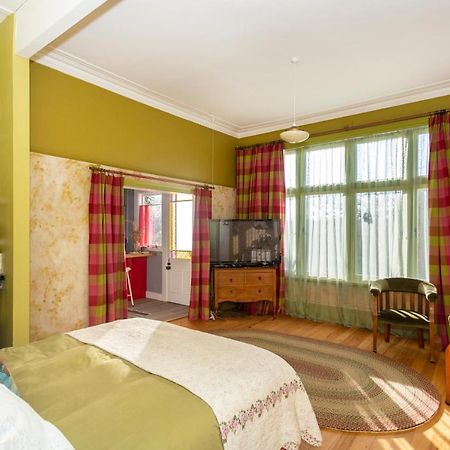 Отель Braemar House Оамару Экстерьер фото